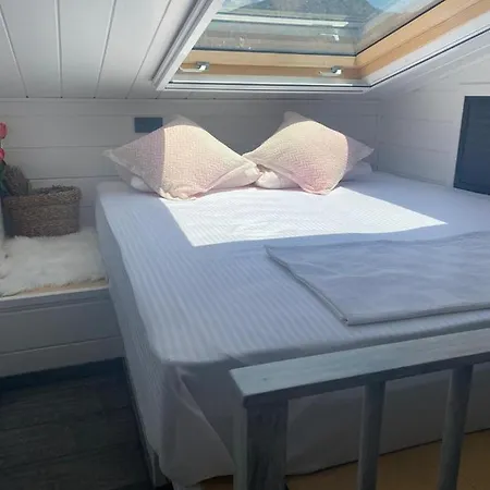 Hébergement de vacances Lovin Goecek&tiny House Olive *