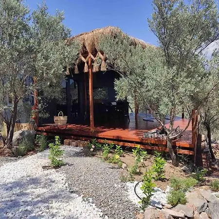Lovin Goecek&tiny House Olive * Kertmec
