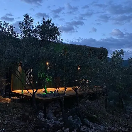 Hébergement de vacances Lovin Goecek&tiny House Olive Kertmec